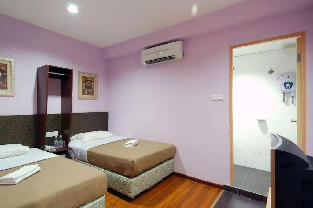 Aristo Hotel @ Putatan Kota Kinabalu Exterior foto