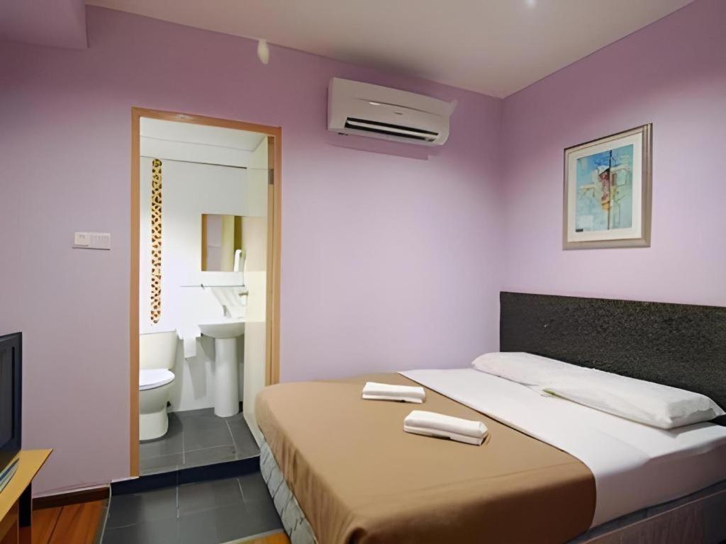 Aristo Hotel @ Putatan Kota Kinabalu Exterior foto